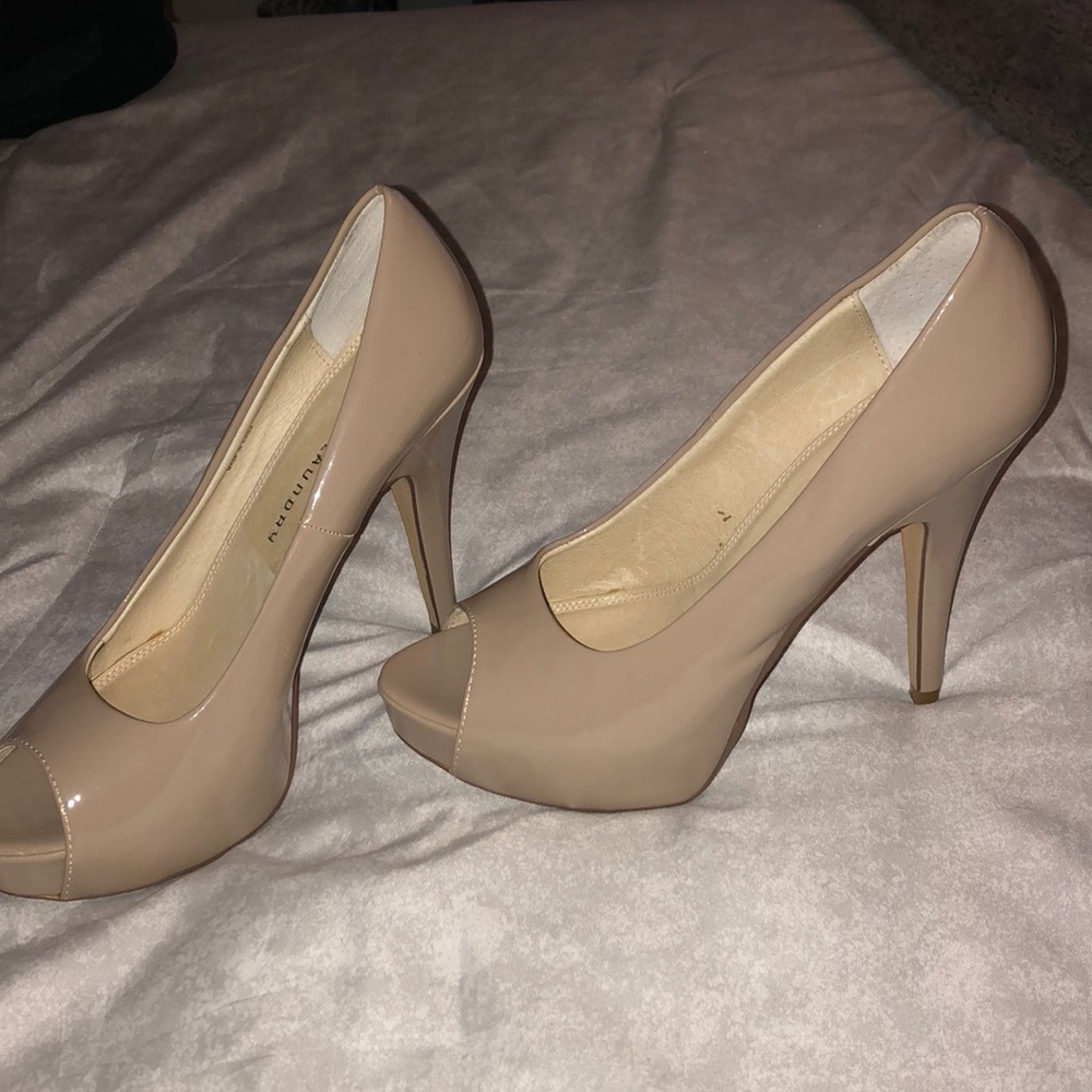 Cream stilettos